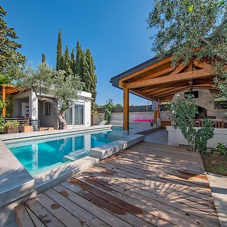 Apartments Volf 1405 Peroj Εξωτερικό φωτογραφία