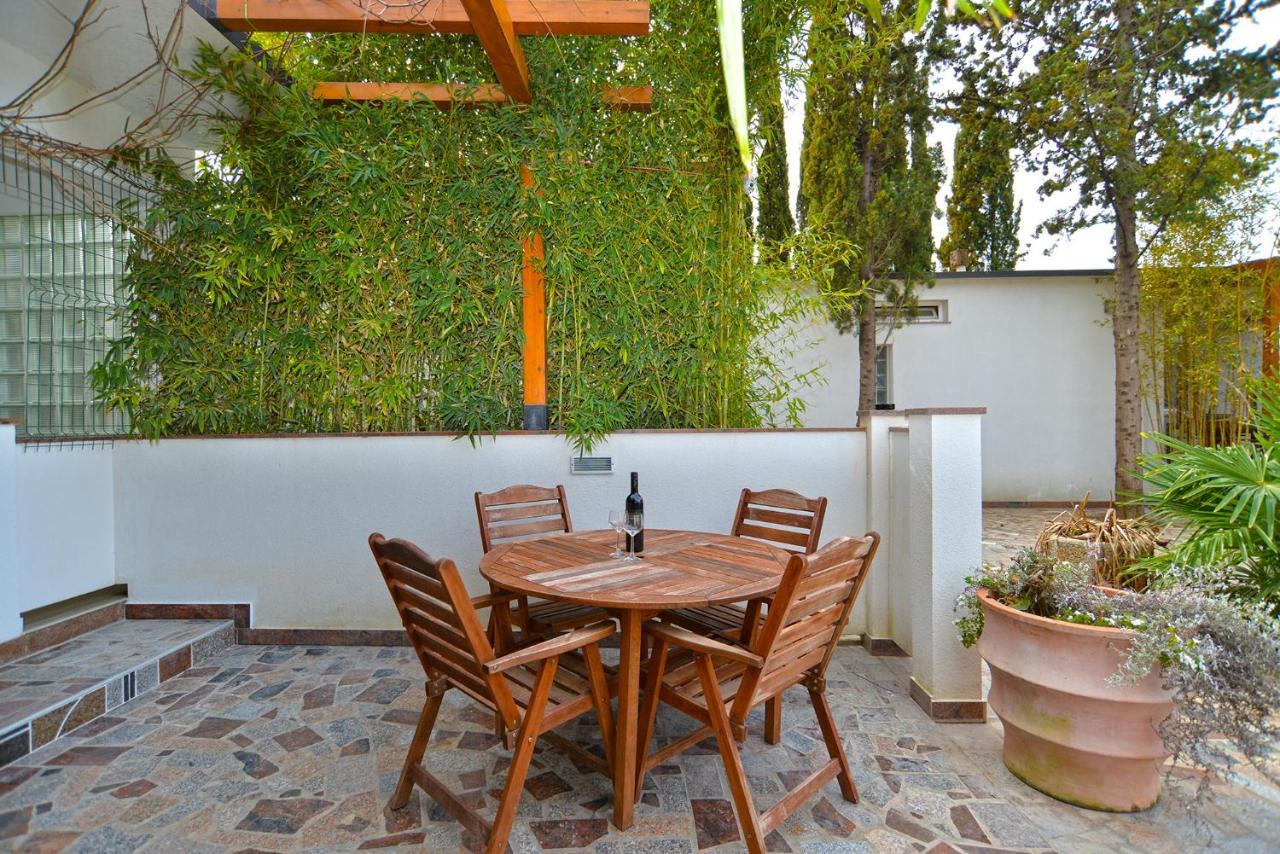 Apartments Volf 1405 Peroj Εξωτερικό φωτογραφία