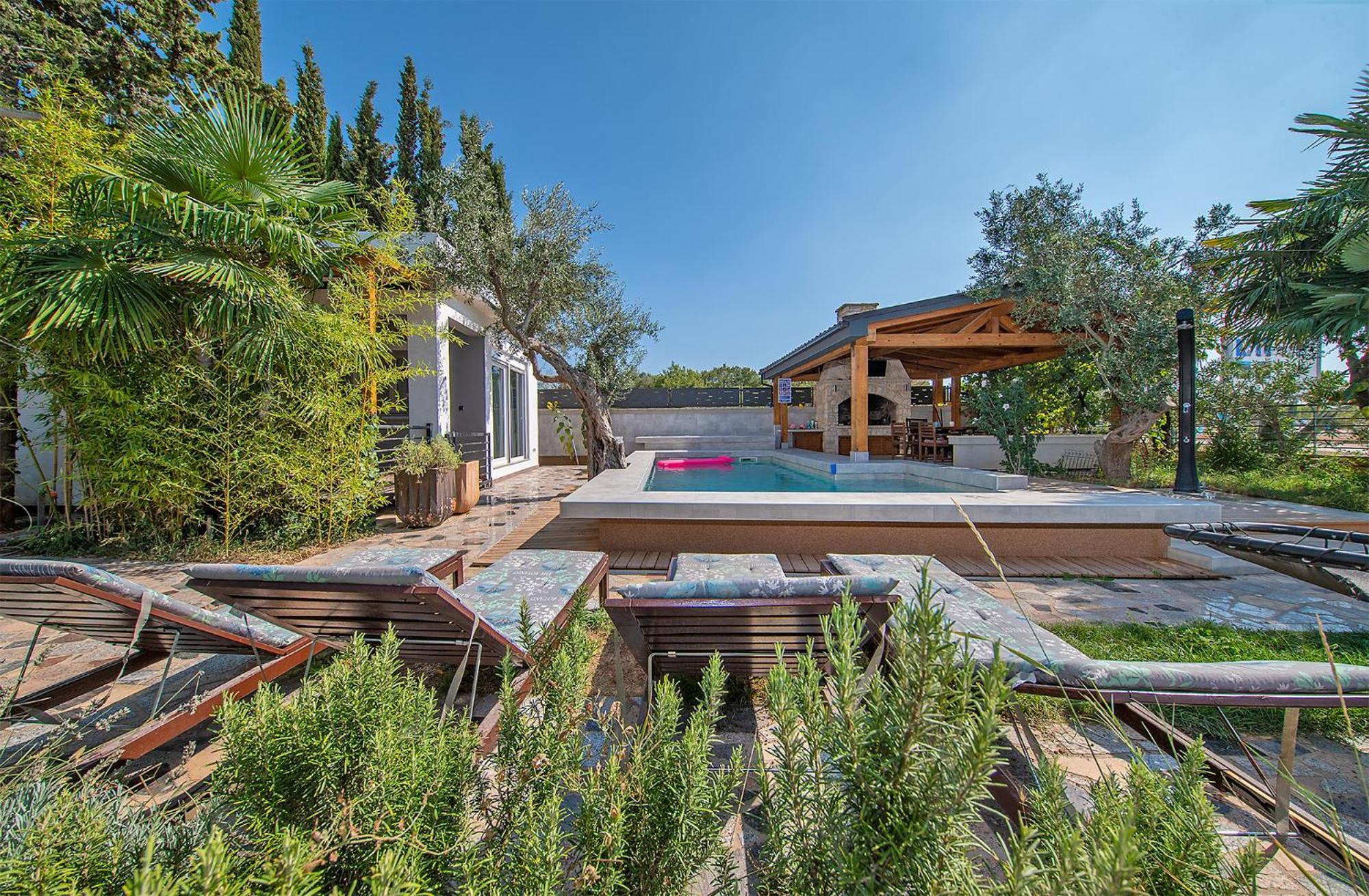 Apartments Volf 1405 Peroj Εξωτερικό φωτογραφία