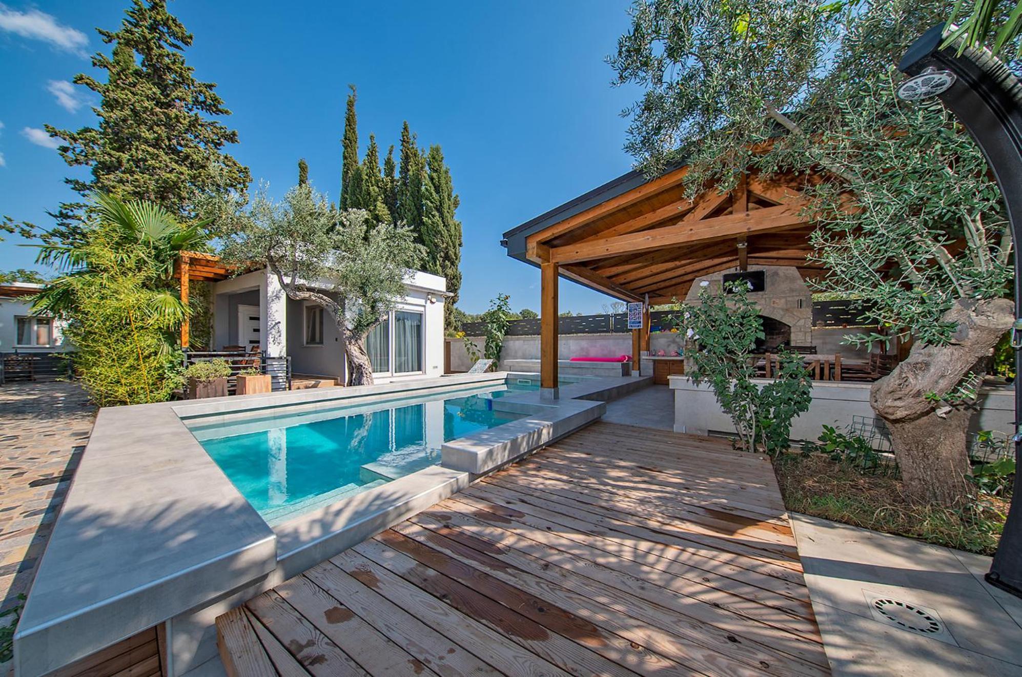 Apartments Volf 1405 Peroj Εξωτερικό φωτογραφία