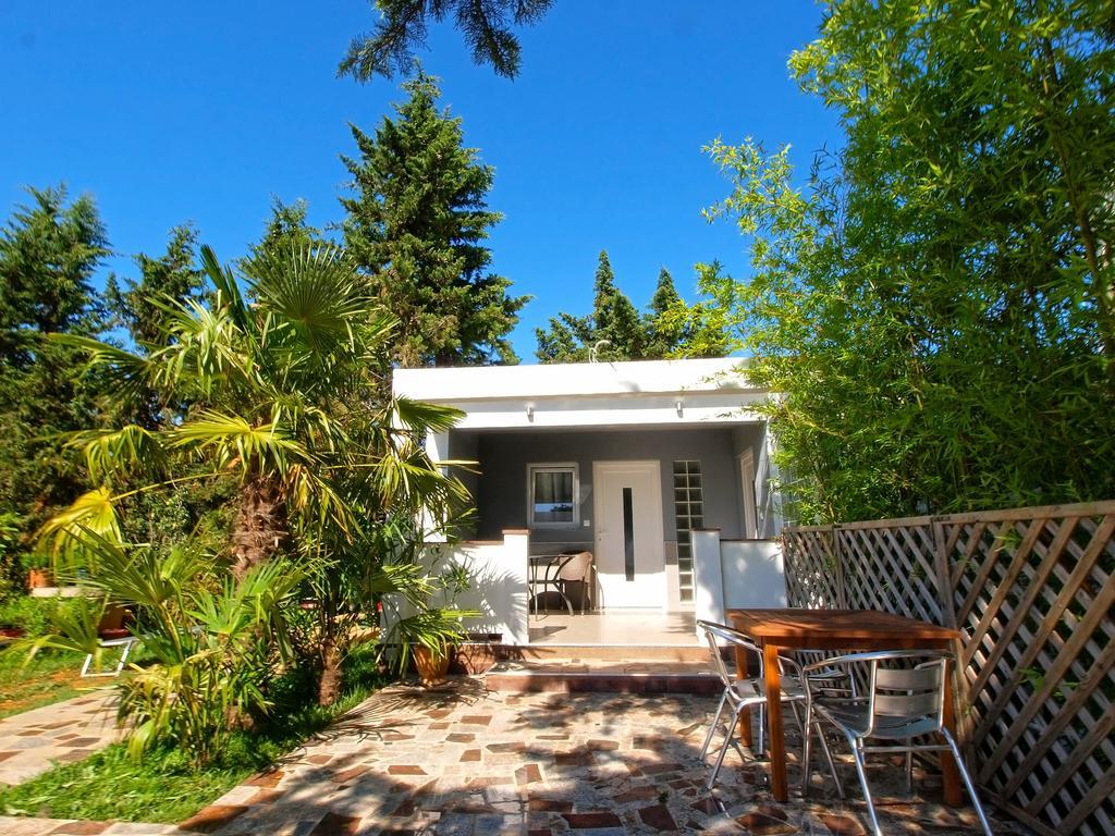 Apartments Volf 1405 Peroj Εξωτερικό φωτογραφία
