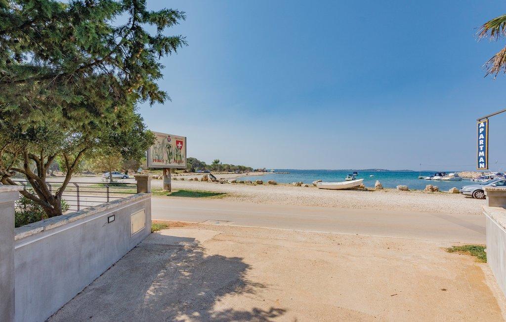 Apartments Volf 1405 Peroj Εξωτερικό φωτογραφία