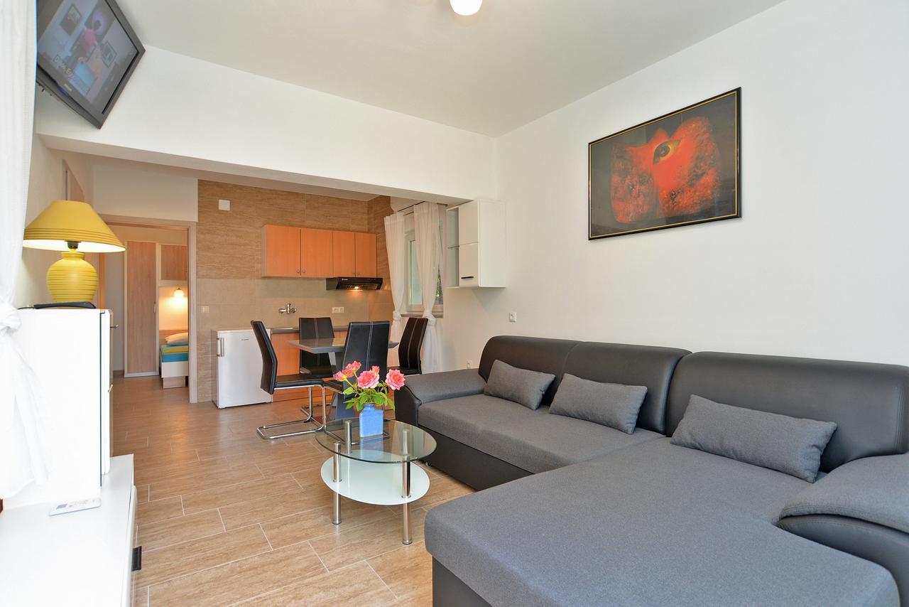 Apartments Volf 1405 Peroj Εξωτερικό φωτογραφία