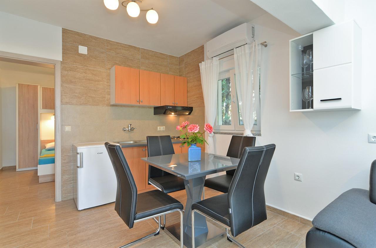 Apartments Volf 1405 Peroj Εξωτερικό φωτογραφία